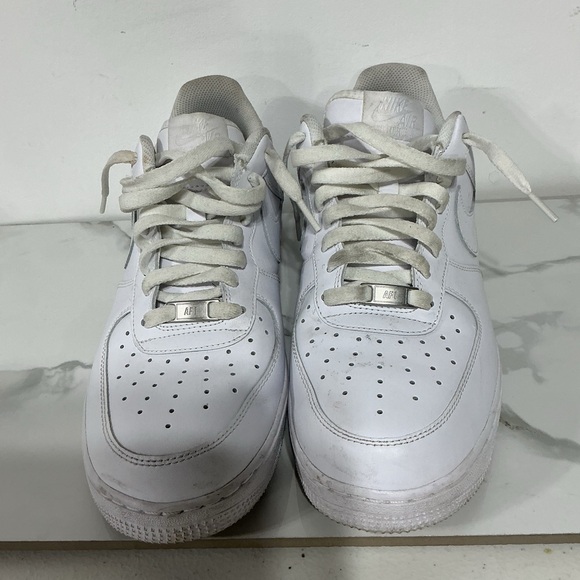 Nike Air Force 1 07 'Triple White US Size 8 CW2288-111 White/White/White - Picture 6 of 7